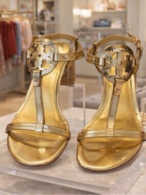 Rare Tory Burch Gold Metallic Leather T-Strap Block-Heeled Sandals